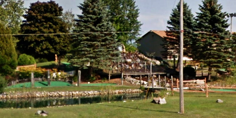 Stoney Creek Mini Golf - Street View